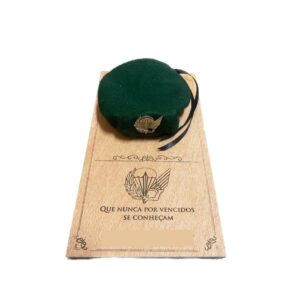 PLACA COM BOINA PARAQUEDISTA