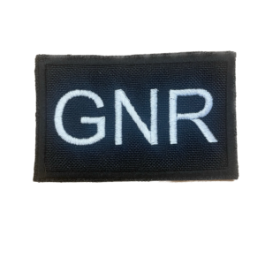 PLACA BORDADA "GNR" 8,5X5CM
